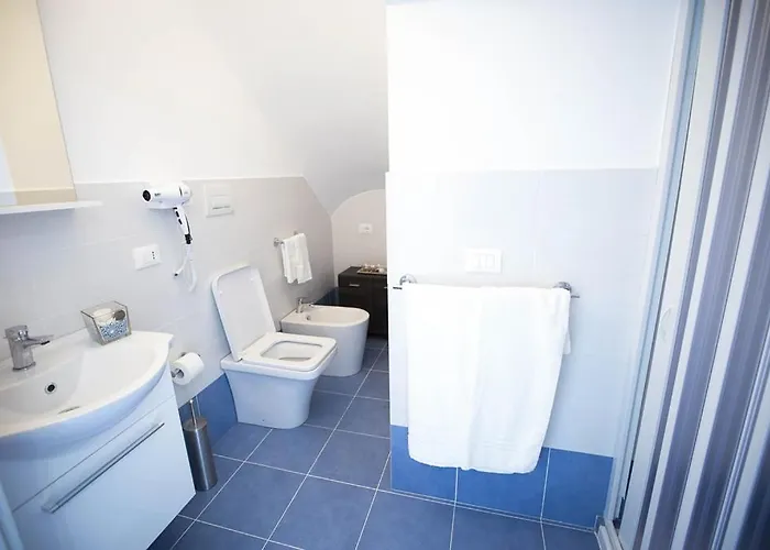 Sciabika Edificio Flowers 公寓 *