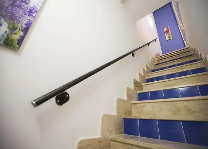 Sciabika Edificio Flowers 公寓 卡斯泰拉马莱