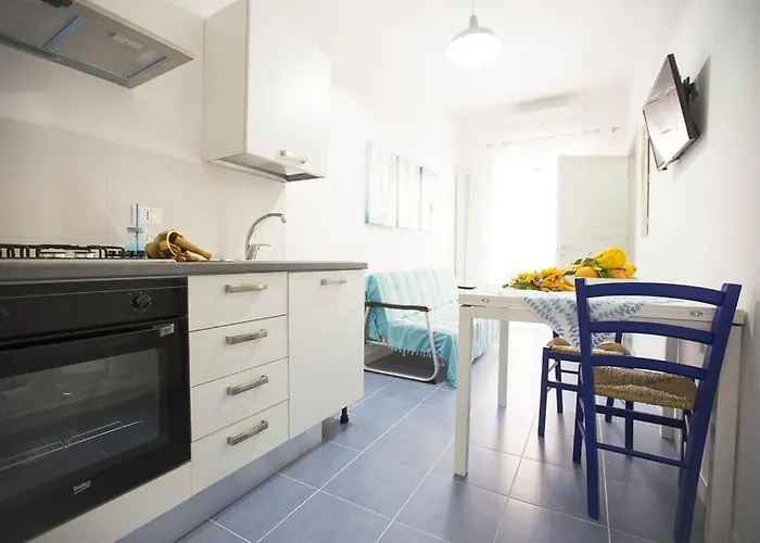 Sciabika Edificio Flowers * 卡斯泰拉马莱