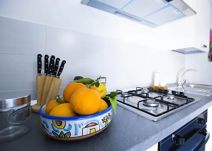 Sciabika Edificio Flowers 公寓 卡斯泰拉马莱