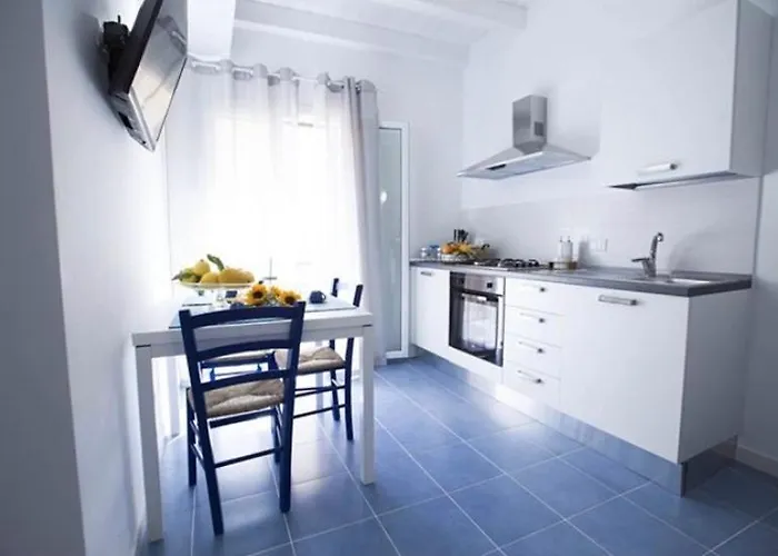 Sciabika Edificio Flowers 公寓 *