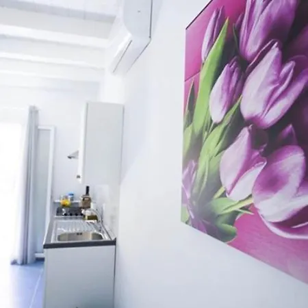 Sciabika Edificio Flowers דירה *