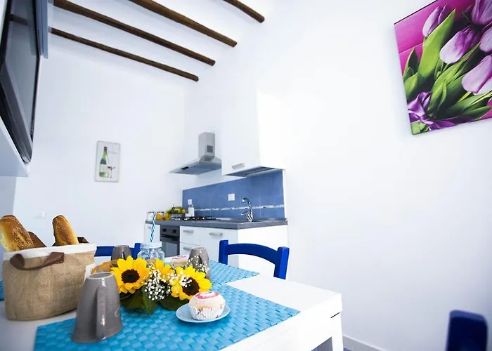 Sciabika Edificio Flowers カステッランマーレ・デル・ゴルフォ